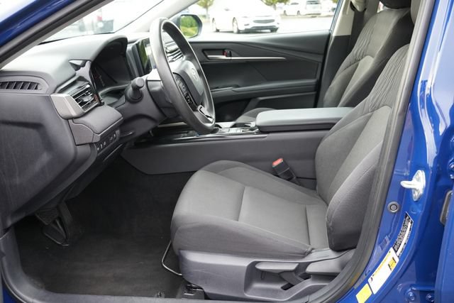 Used 2025 Toyota Camry LE FWD image 21