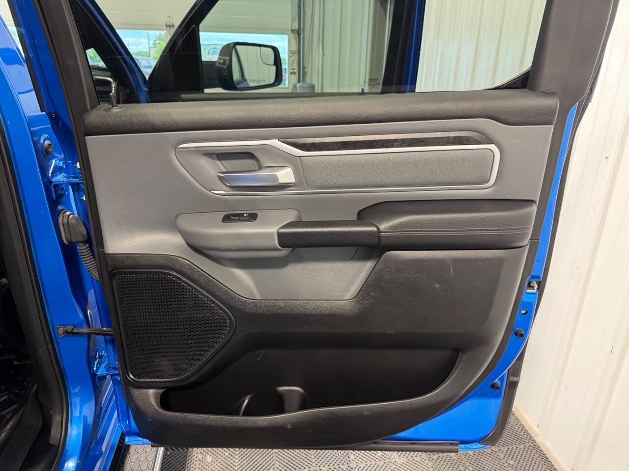 Used 2022 RAM 1500 Big Horn AWD/4WD image 24