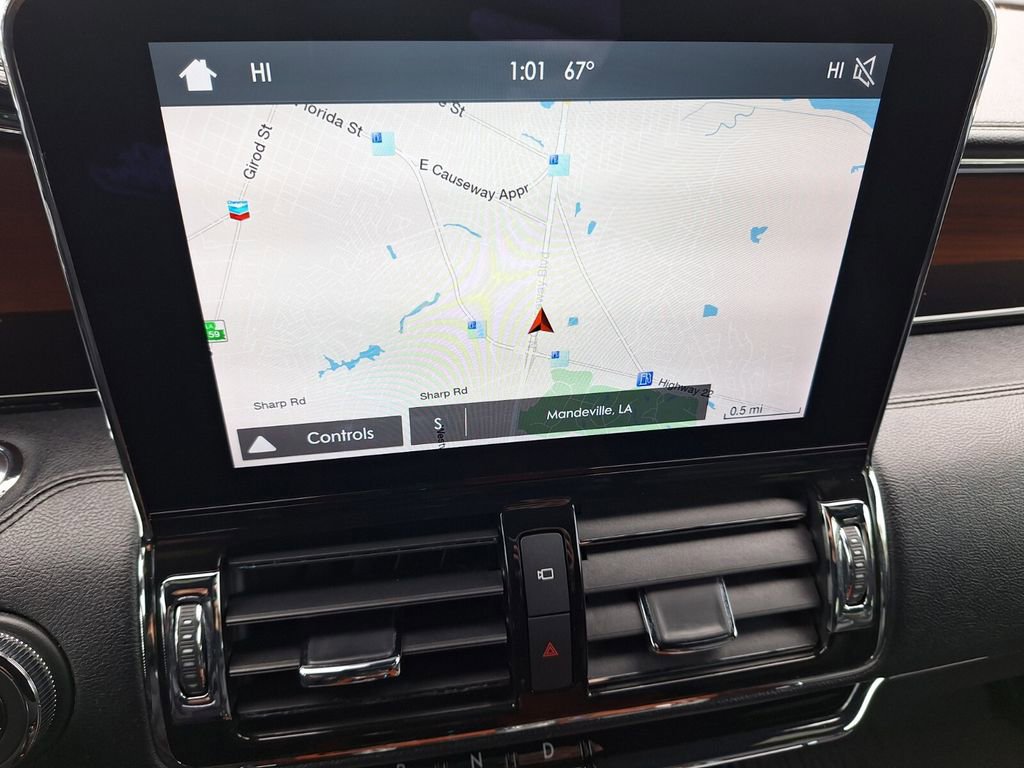 Used 2018 Lincoln Navigator L Reserve w/ Technology Package image 16