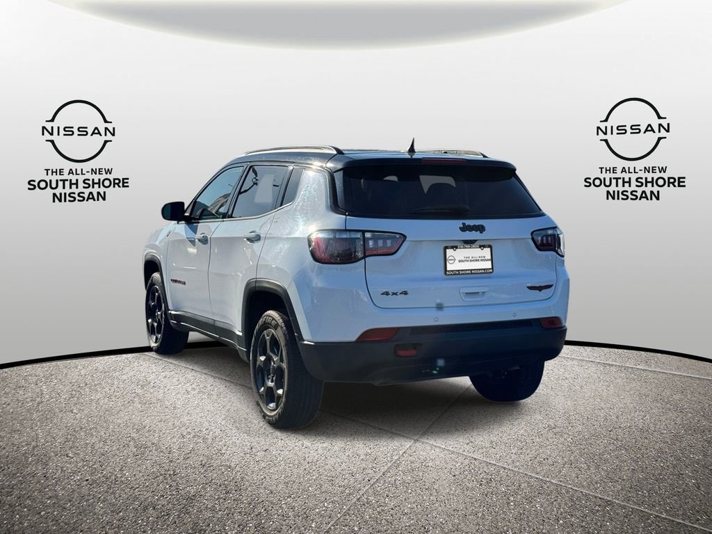Used 2024 Jeep Compass Trailhawk AWD/4WD image 8