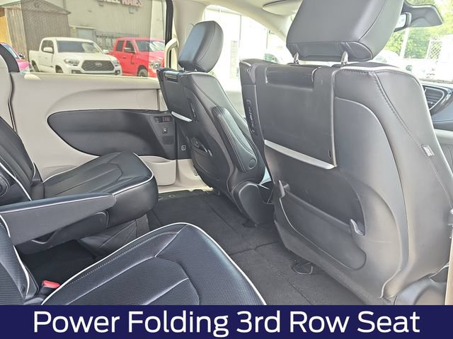 Used 2023 Chrysler Pacifica Limited w/ Uconnect Theater Family Group AWD/4WD image 13