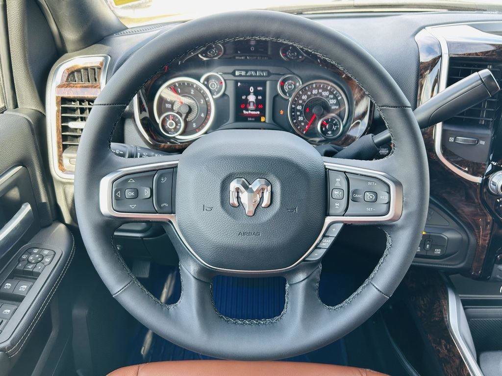 New 2025 RAM 3500 Big Horn image 15