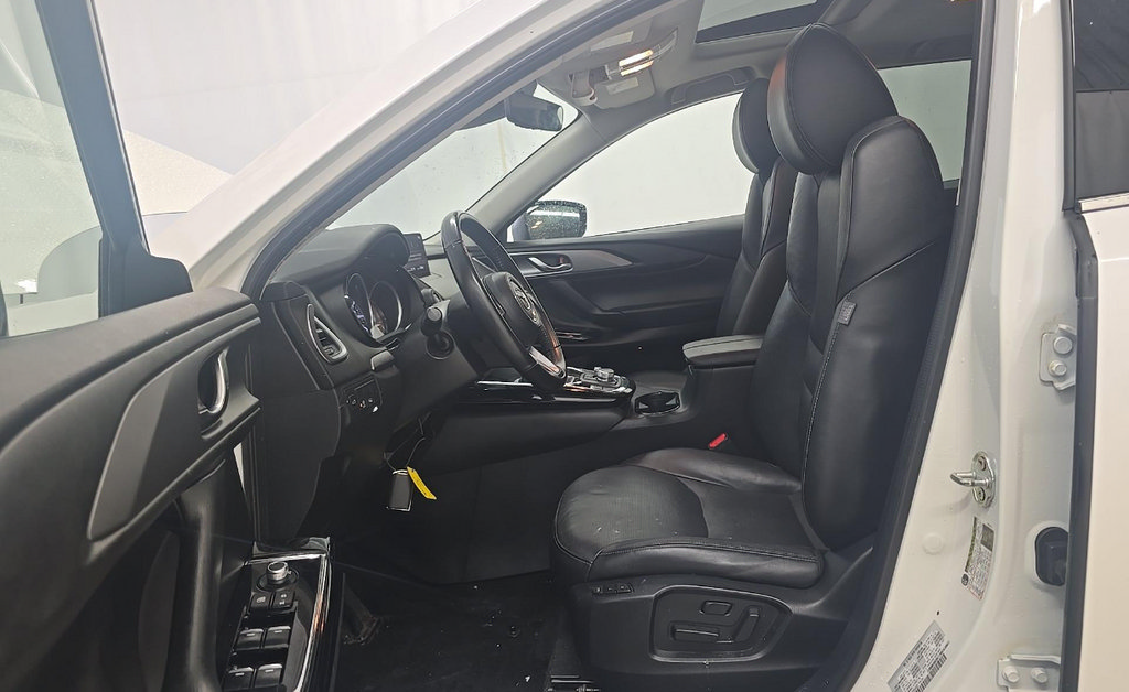 Used 2023 MAZDA CX-9 Touring Plus AWD/4WD image 11