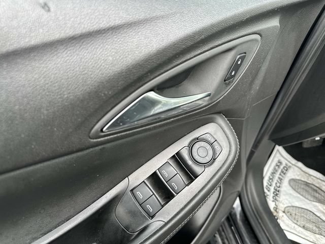 Used 2024 Buick Encore GX Sport Touring AWD/4WD image 9