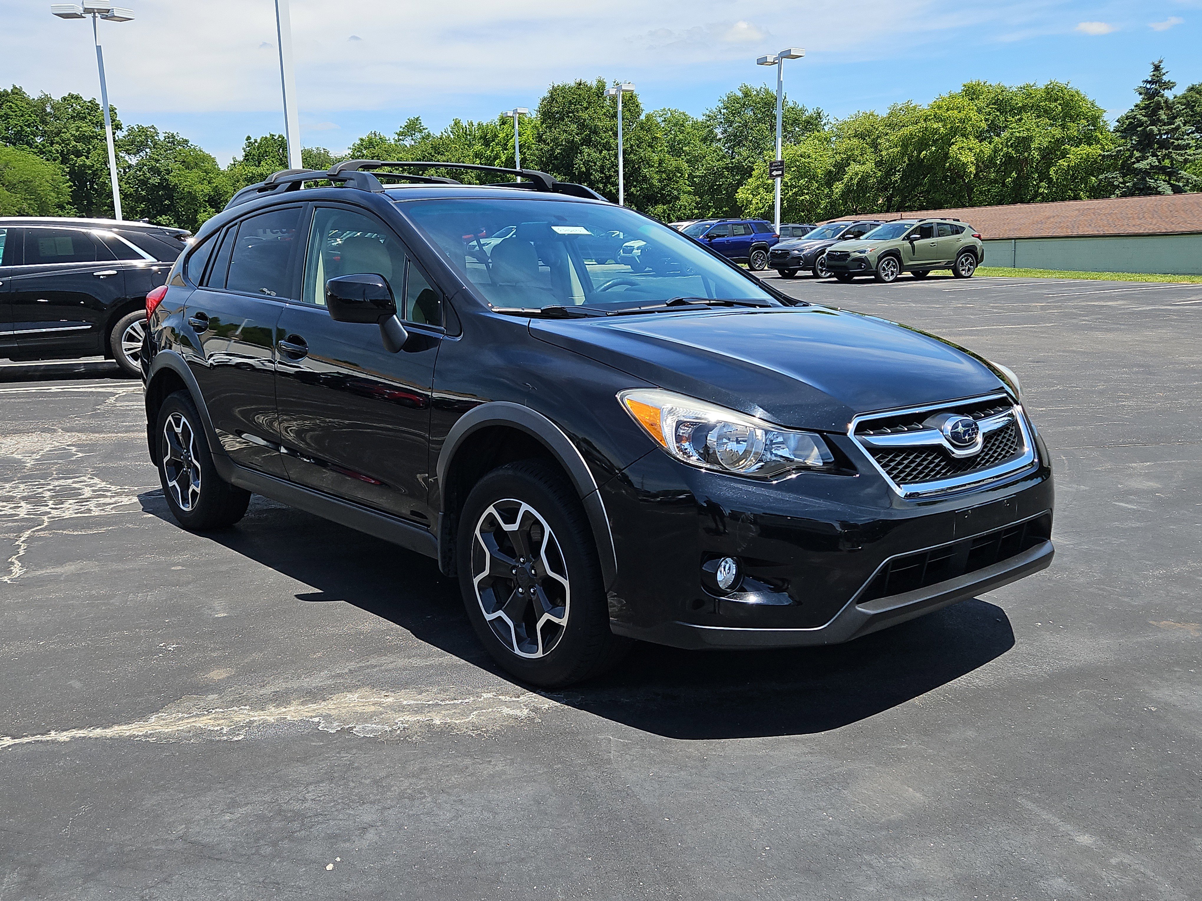Used 2014 Subaru Crosstrek 2.0i Limited AWD/4WD image 2