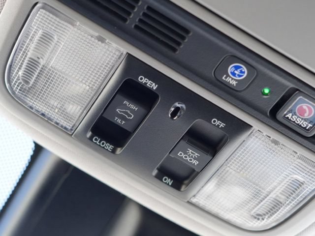 Used 2019 Honda Odyssey Touring image 40