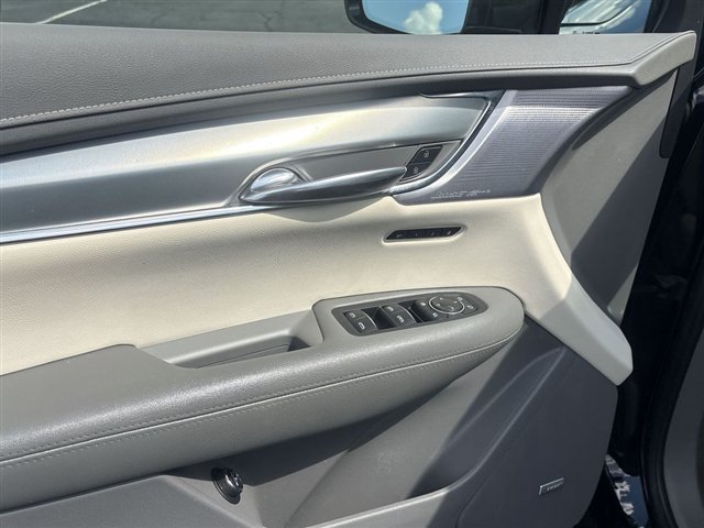 Certified 2020 Cadillac XT5 Premium Luxury FWD image 24