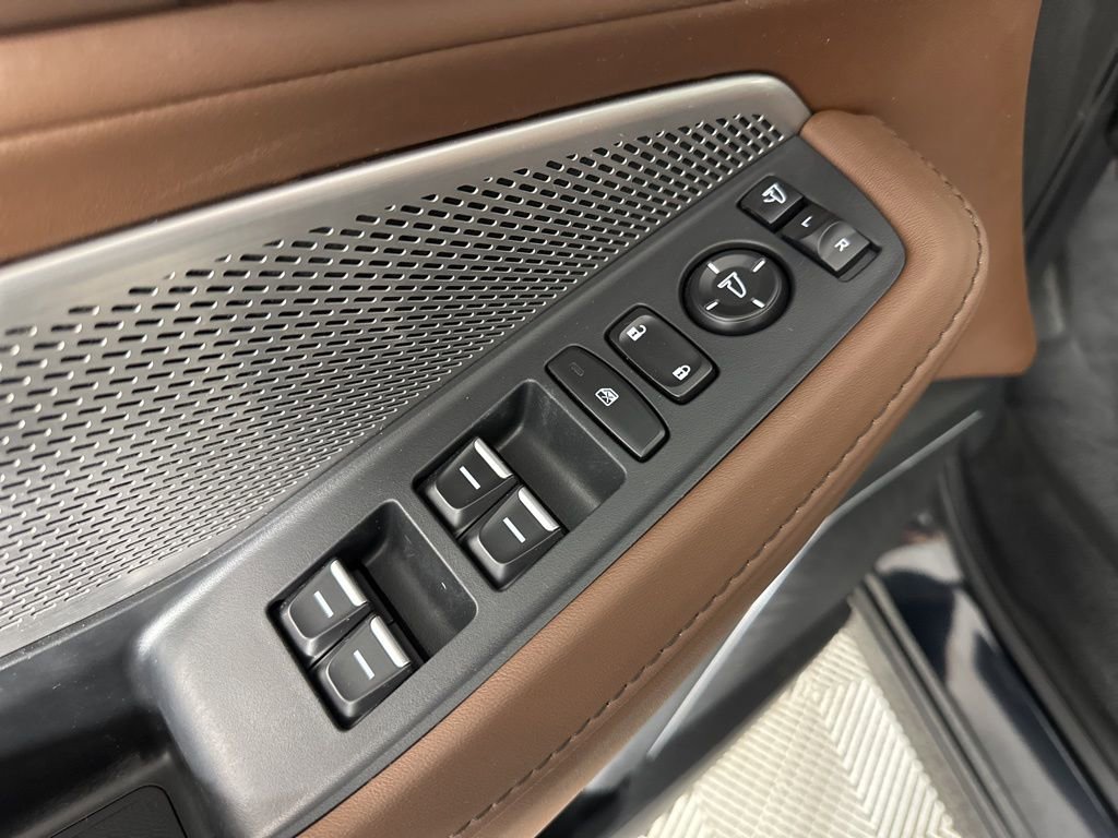 Used 2023 Acura MDX SH-AWD w/ Technology Package image 13
