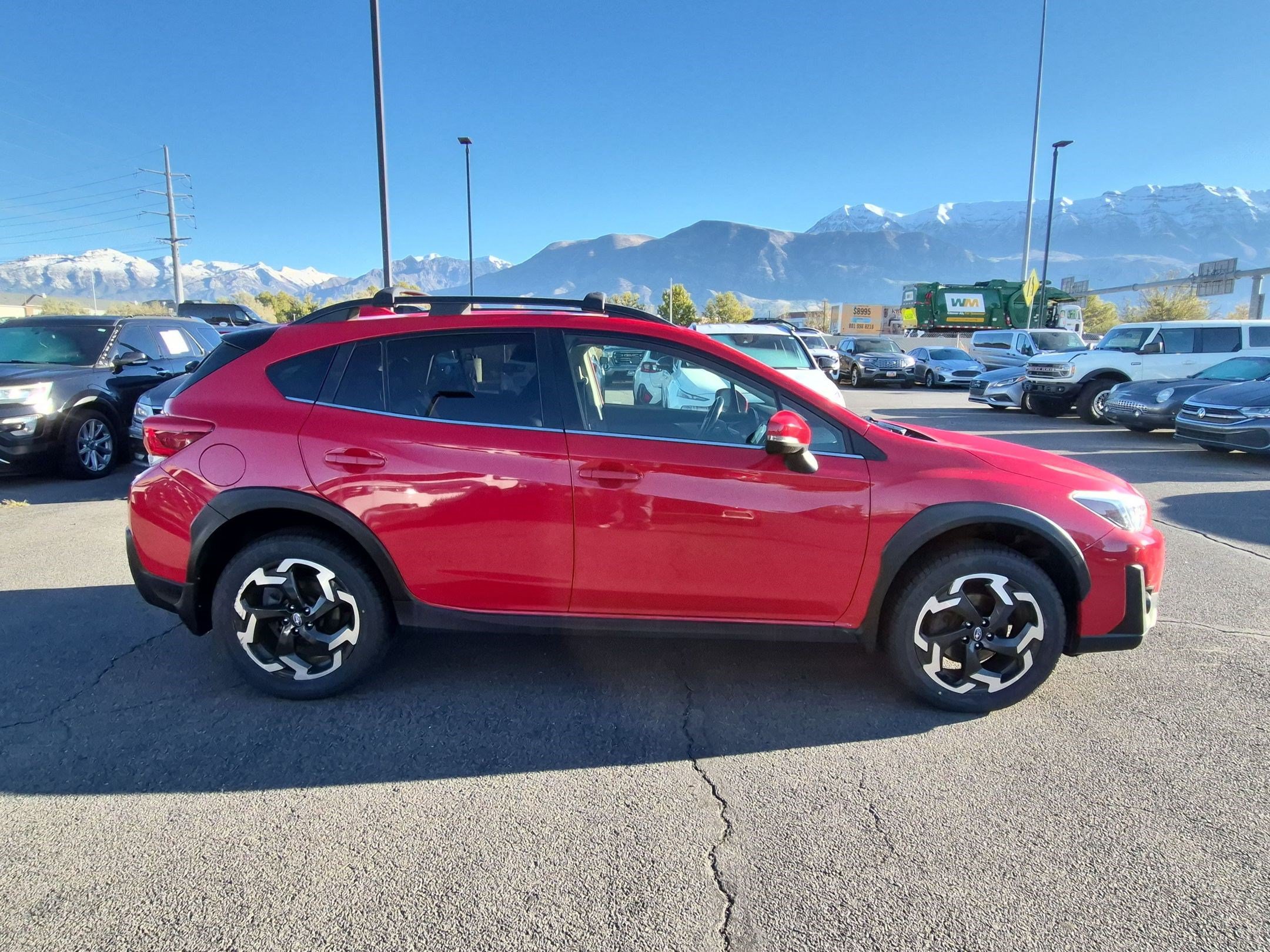 Used 2022 Subaru Crosstrek 2.5i Limited w/ Moonroof Package 2 AWD/4WD image 2