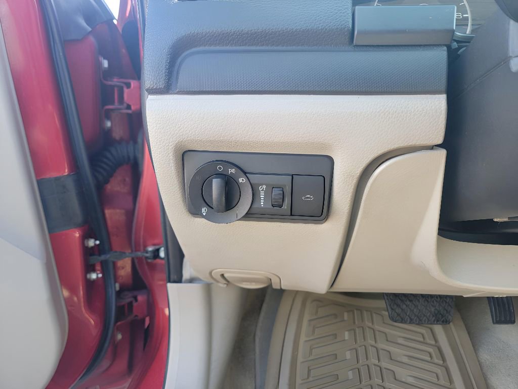 Used 2008 Ford Fusion SE FWD image 14