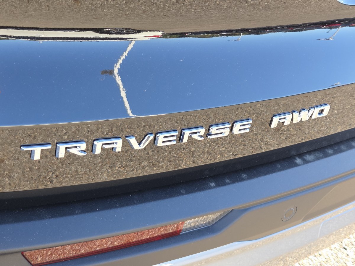 New 2027 Chevrolet Traverse LT AWD/4WD image 6