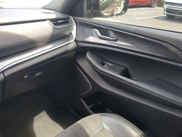 Used 2021 Jeep Grand Cherokee L Laredo RWD image 21