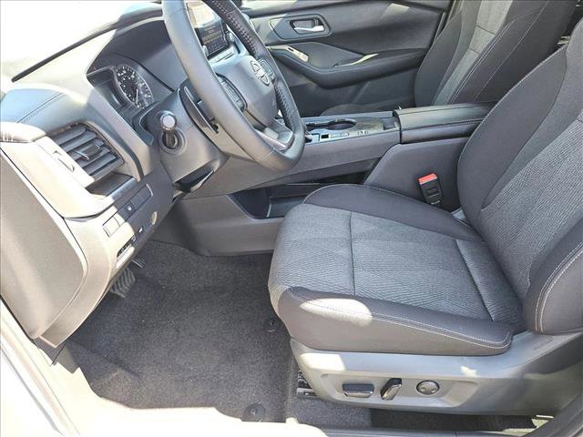 New 2026 Nissan Rogue SV video 4