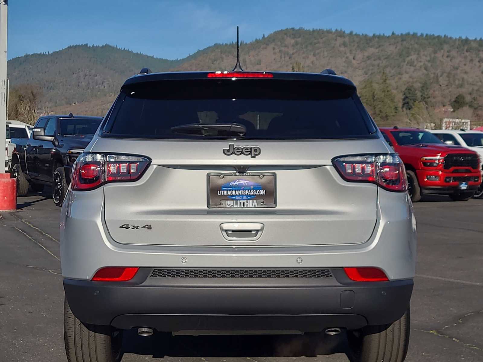 New 2026 Jeep Compass Limited image 13