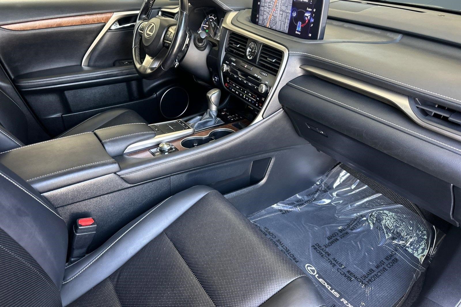 Certified 2022 Lexus RX 450hL AWD w/ Premium Package image 33