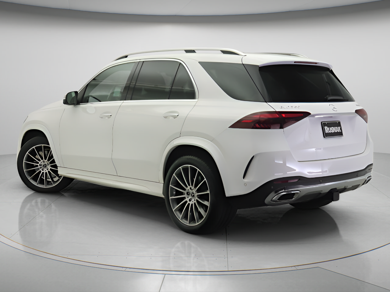 Certified 2024 Mercedes-Benz GLE 350 4MATIC image 2