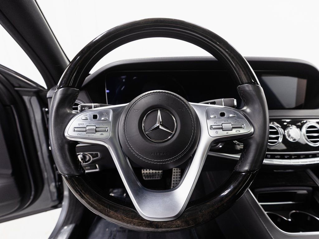 Used 2020 Mercedes-Benz S 560 4MATIC Sedan image 12
