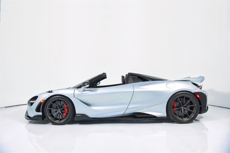Used 2022 McLaren 765LT RWD image 6