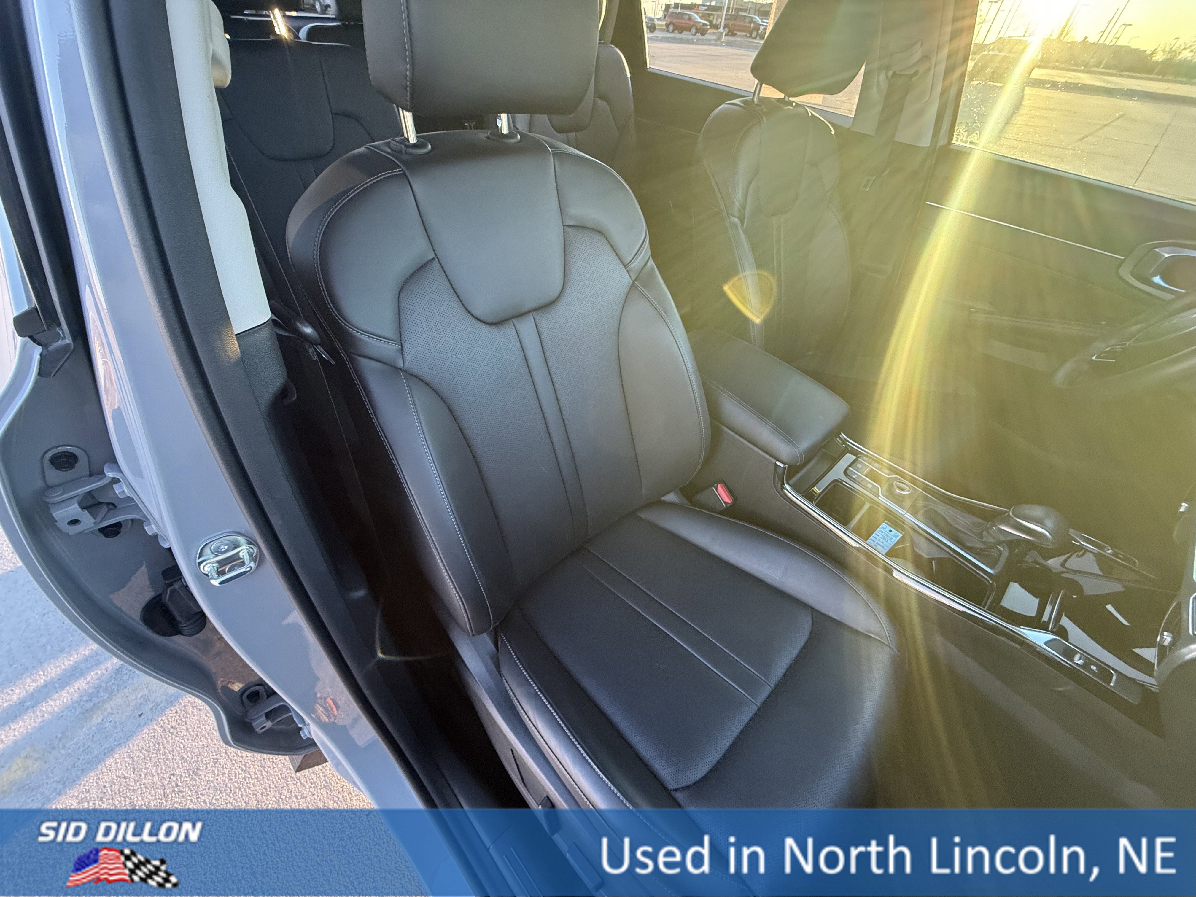 Used 2023 Kia Sorento SX image 23