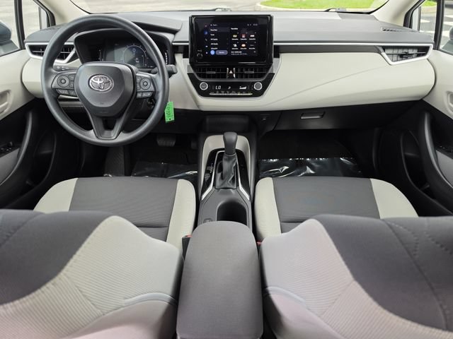 Used 2026 Toyota Corolla LE FWD image 15