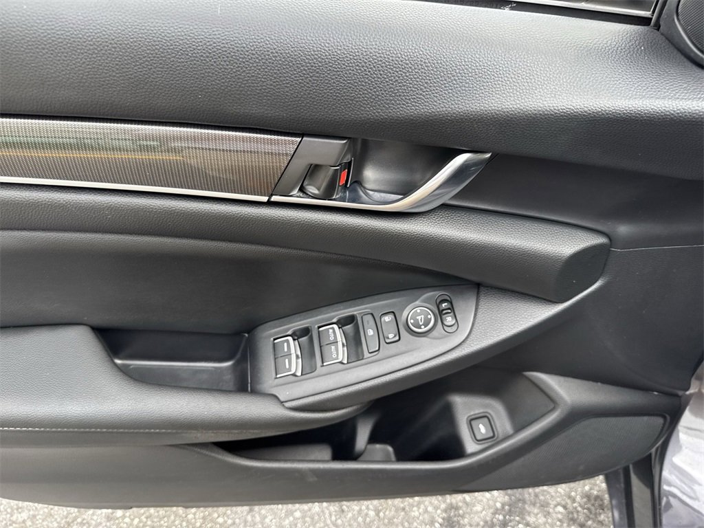 Used 2019 Honda Accord Sport image 41