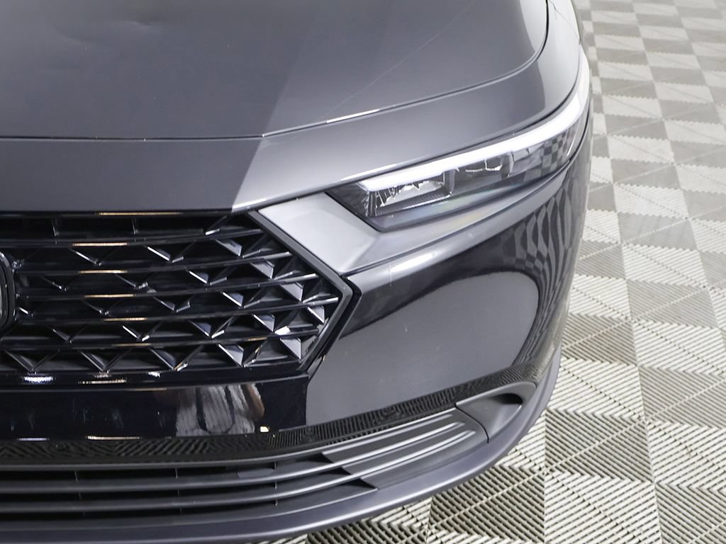 Used 2025 Honda Accord LX image 8