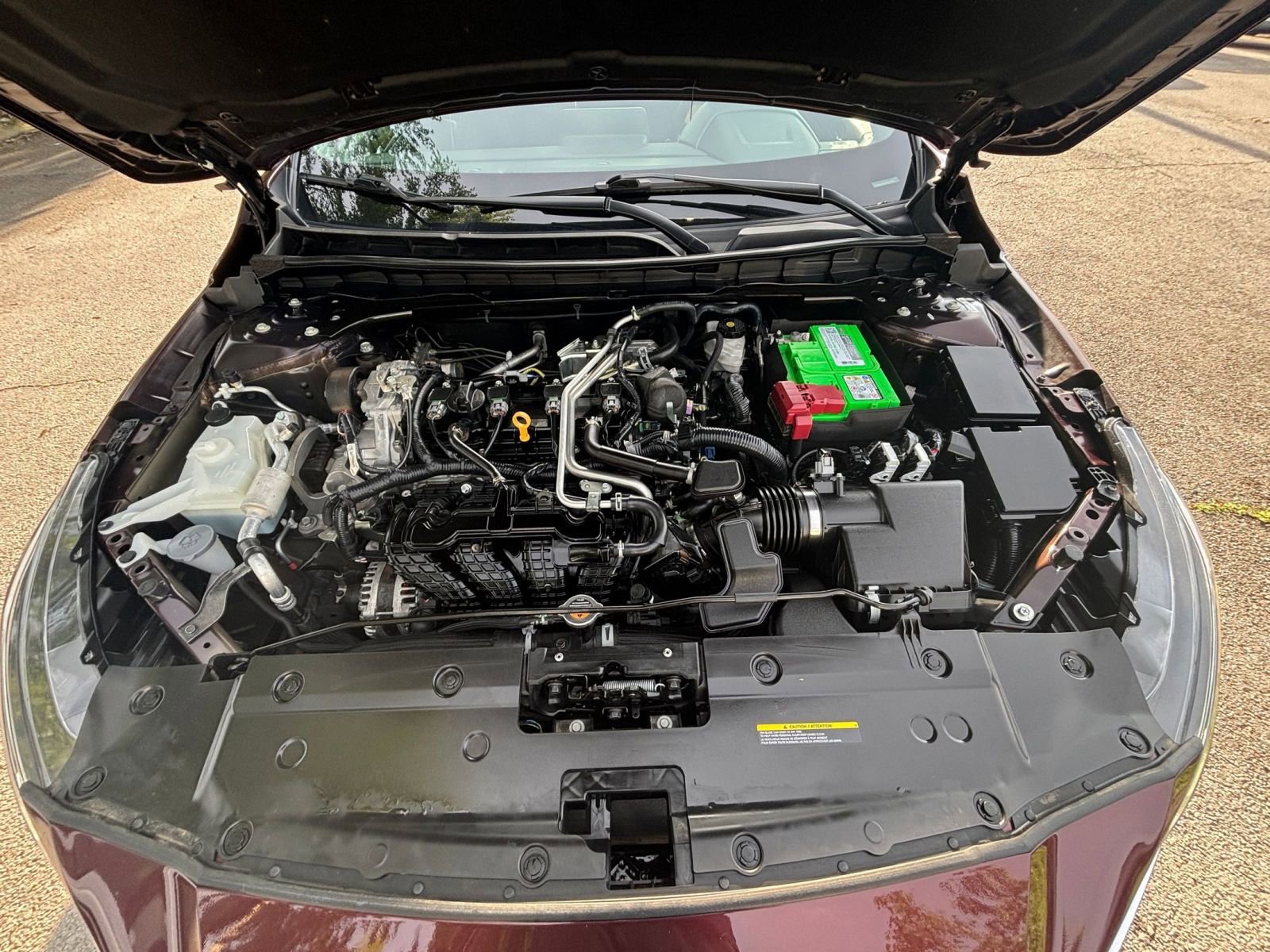 Used 2025 Nissan Altima 2.5 SV FWD image 32