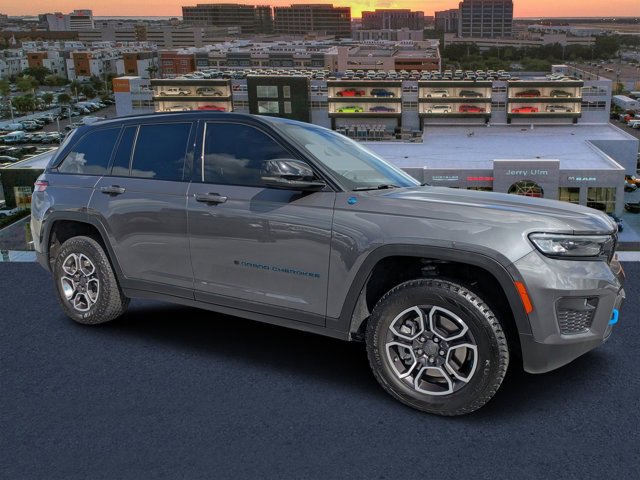 Used 2022 Jeep Grand Cherokee Trailhawk w/ Luxury Tech Group III