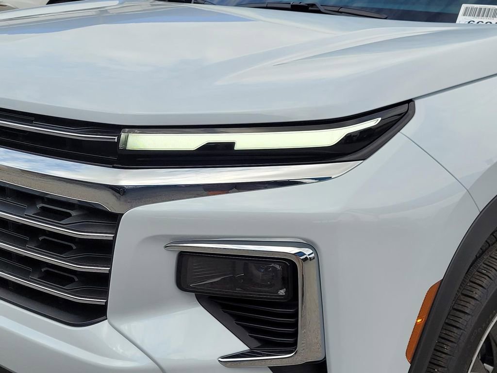 New 2026 Chevrolet Traverse LT image 5