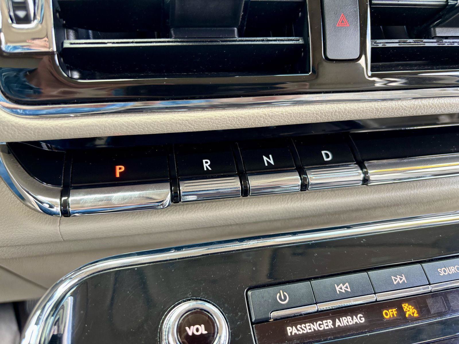 Used 2018 Lincoln Navigator Select AWD/4WD image 38