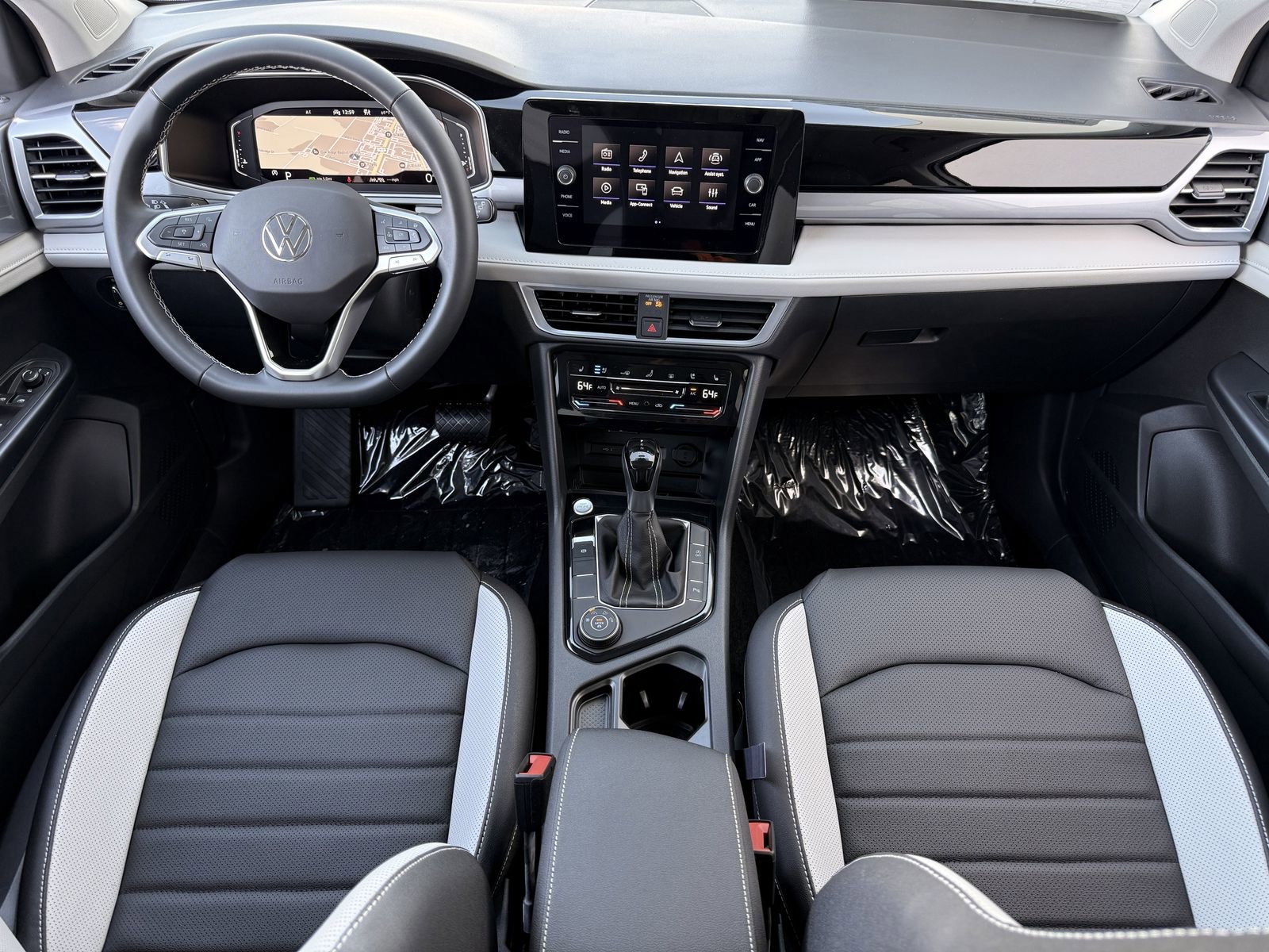 New 2026 Volkswagen Taos SEL image 11