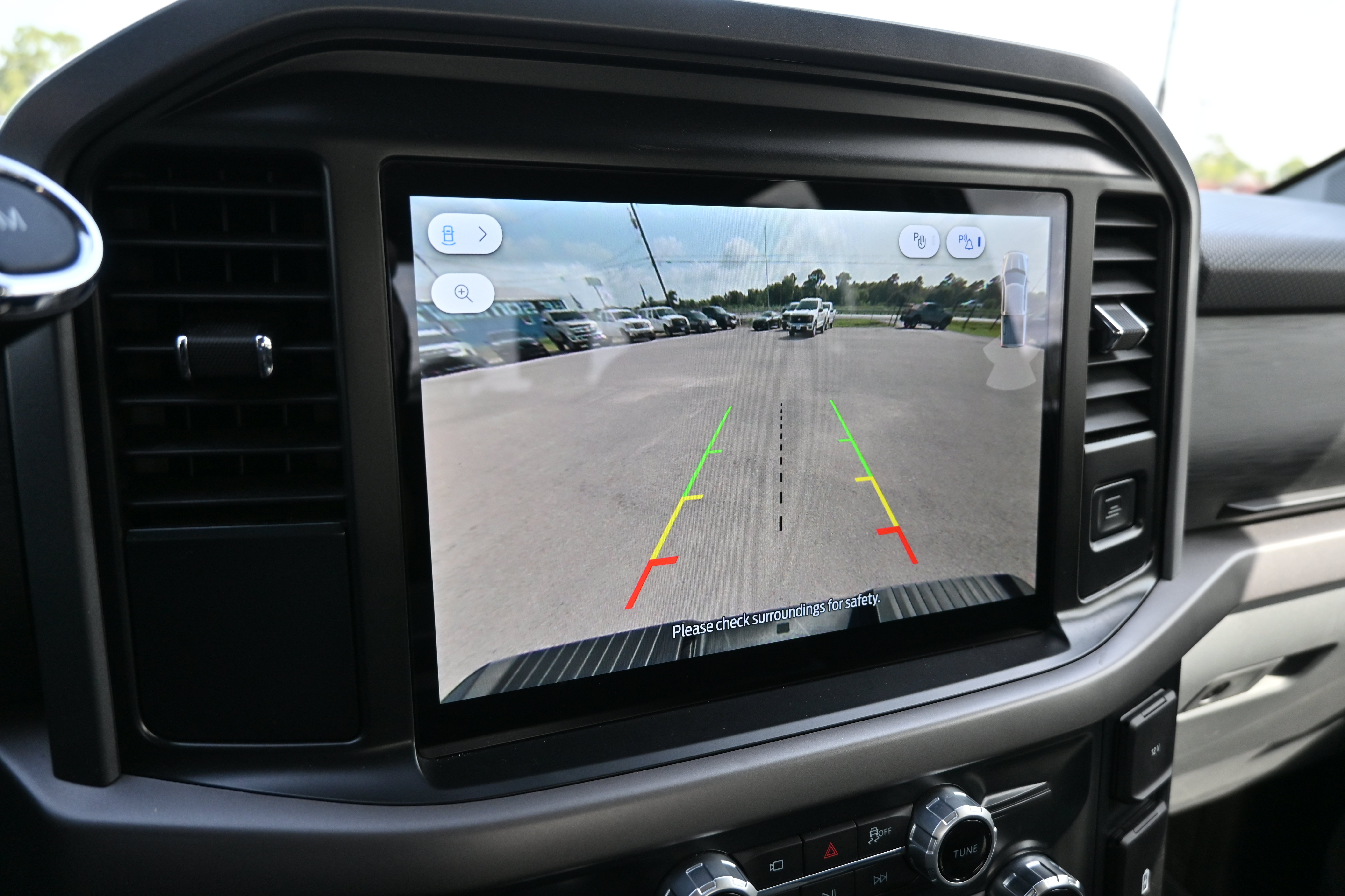 Used 2025 Ford F150 XLT w/ Equipment Group 301A Standard AWD/4WD image 23