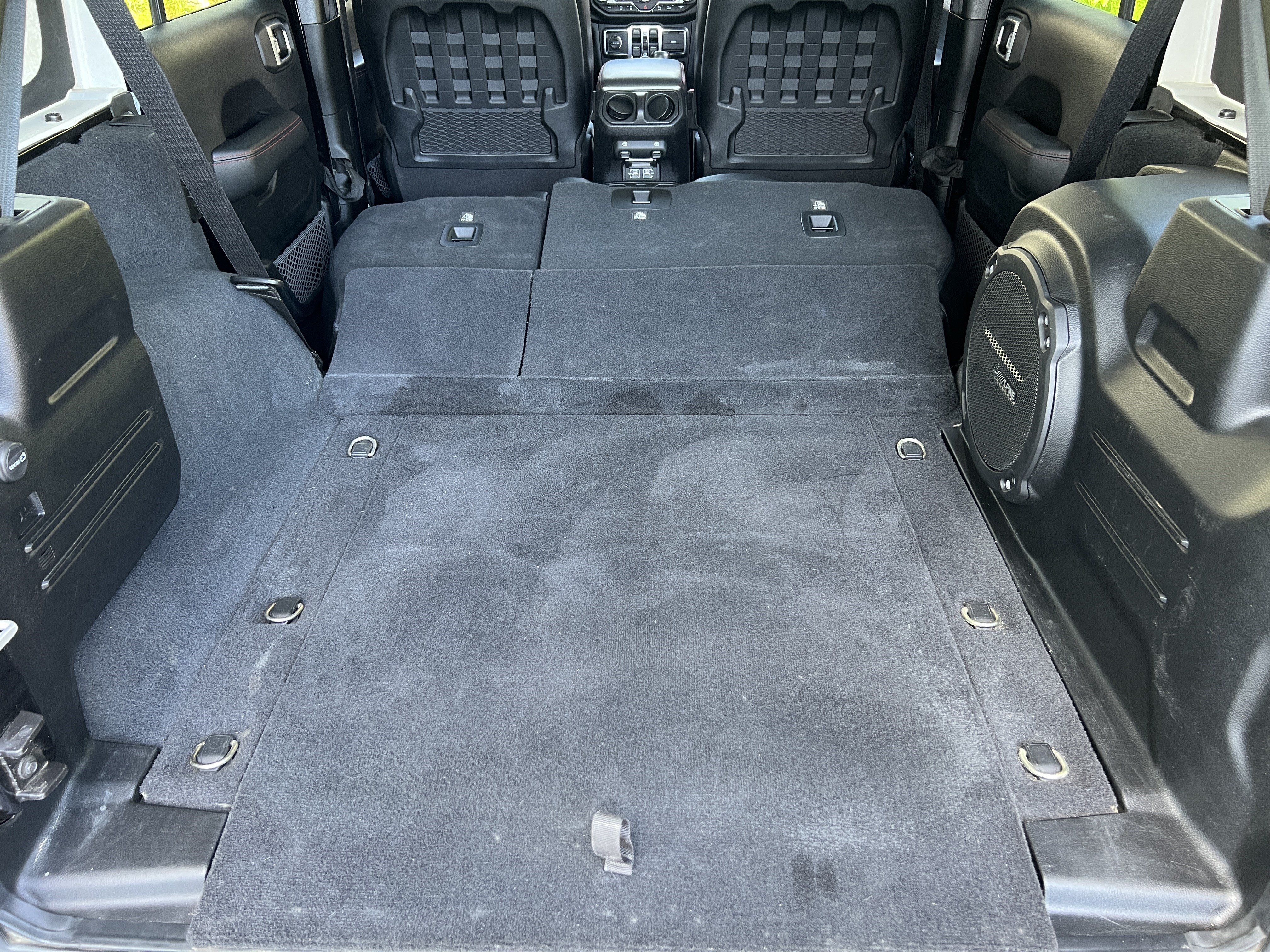 Used 2021 Jeep Wrangler Unlimited Rubicon w/ Uconnect 4C Nav & Sound Group AWD/4WD image 21