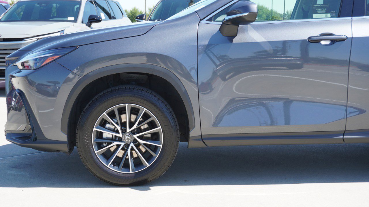Certified 2024 Lexus NX 250 FWD image 10