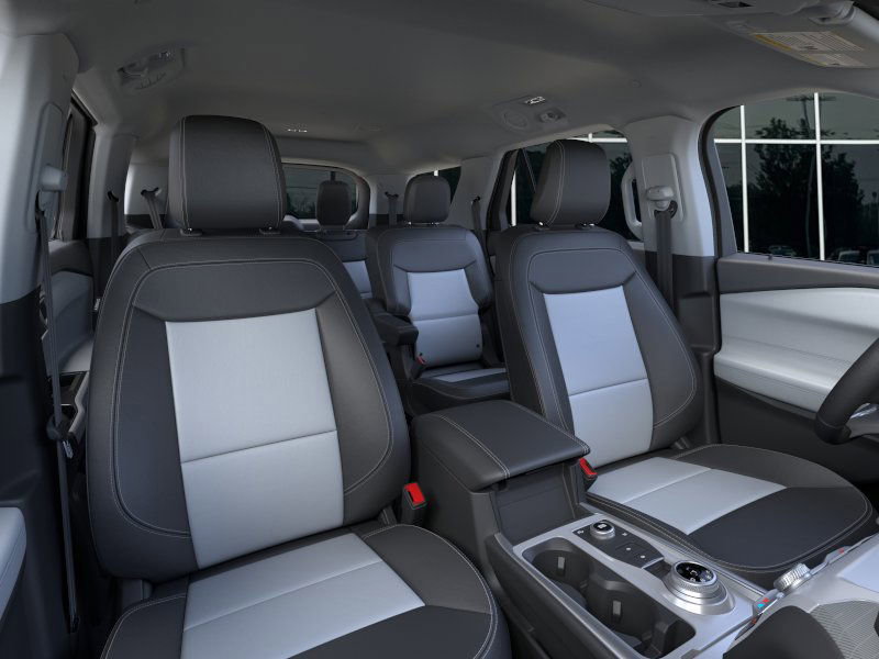 New 2024 Ford Explorer XLT w/ Equipment Group 202A image 10