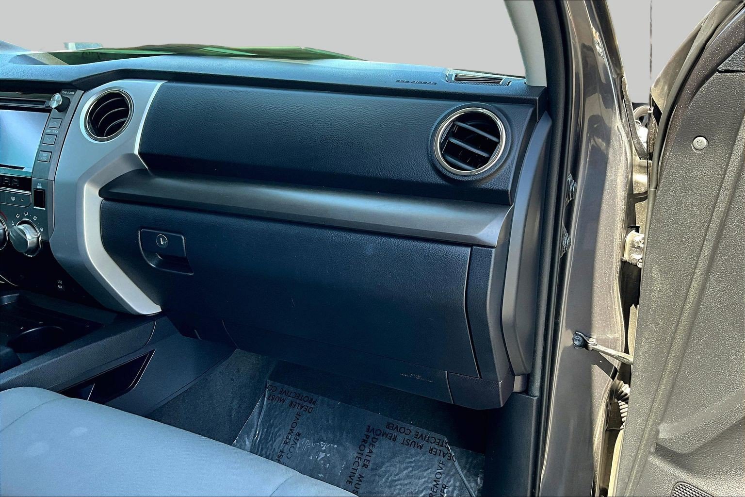 Used 2019 Toyota Tundra SR5 w/ SR5 Upgrade Package RWD image 15
