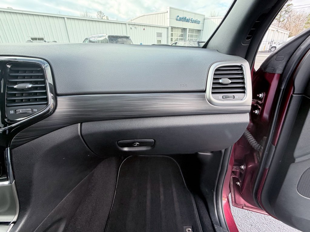 Used 2021 Jeep Grand Cherokee Laredo X image 19