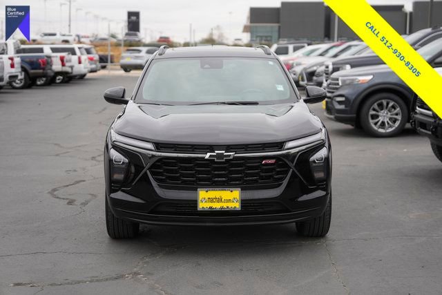 Used 2025 Chevrolet Trax RS w/ Sunroof Package image 3