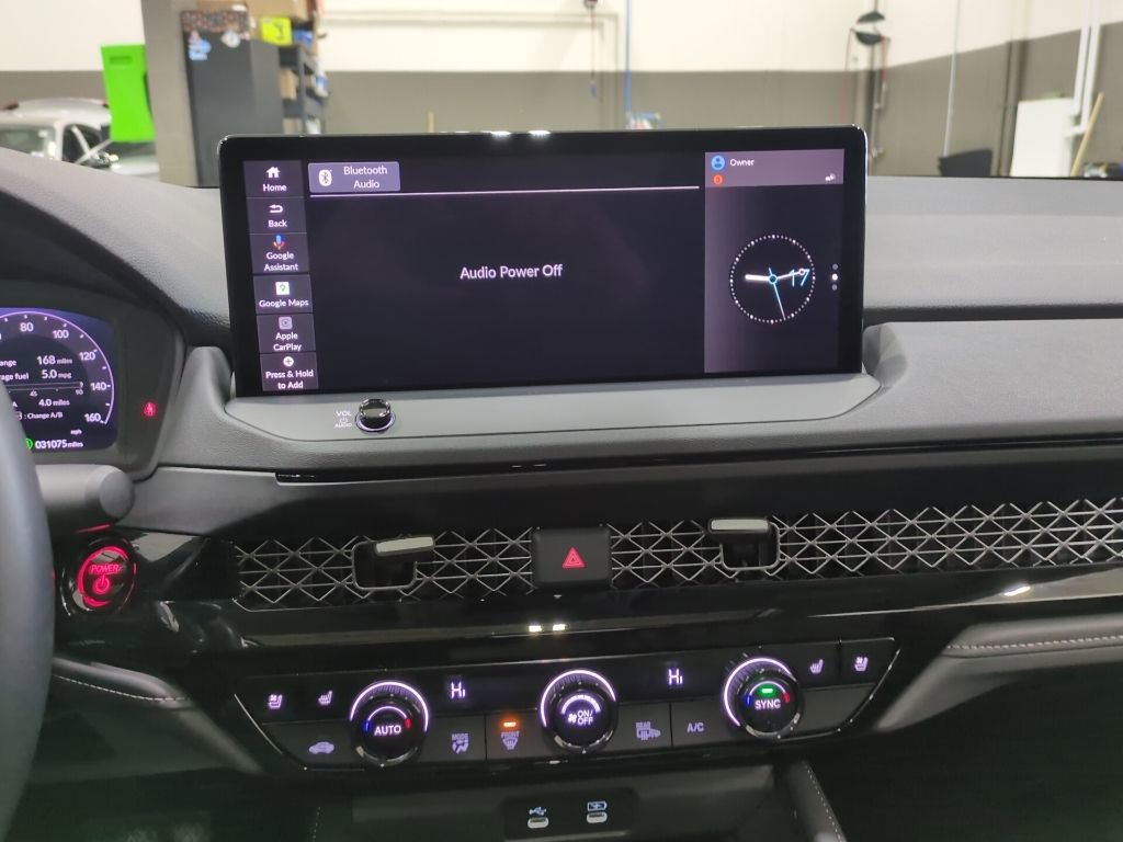 Used 2023 Honda Accord Touring image 12