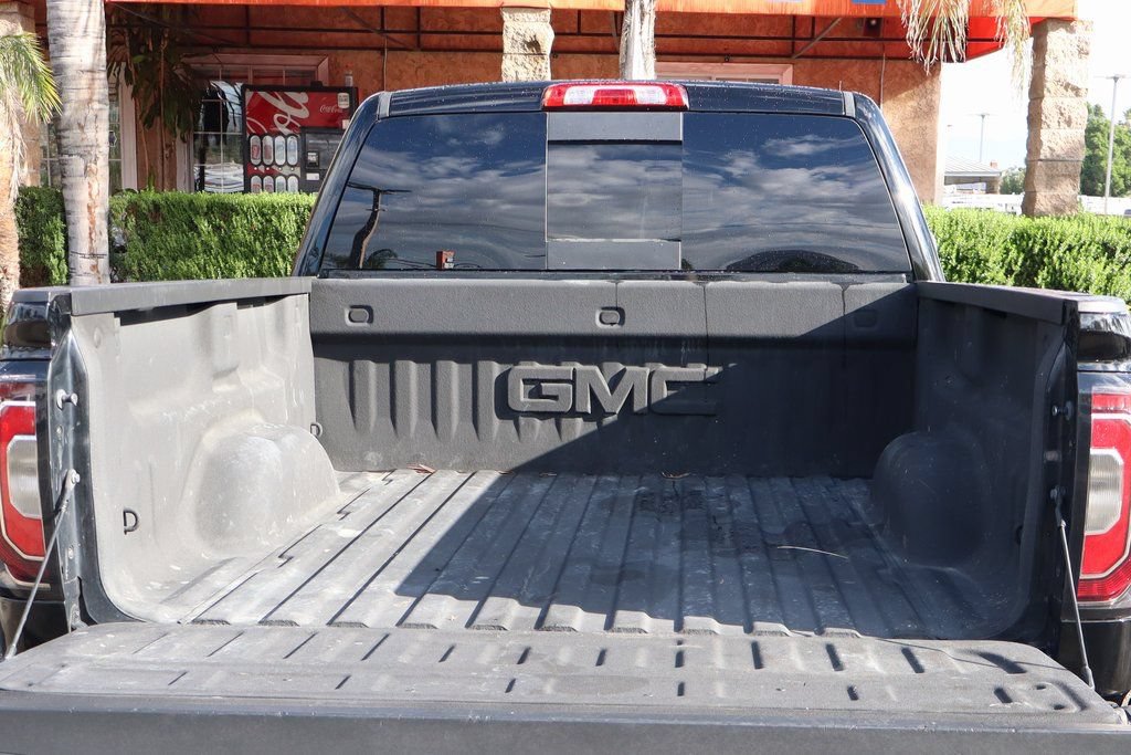 Used 2018 GMC Sierra 1500 SLT AWD/4WD image 8
