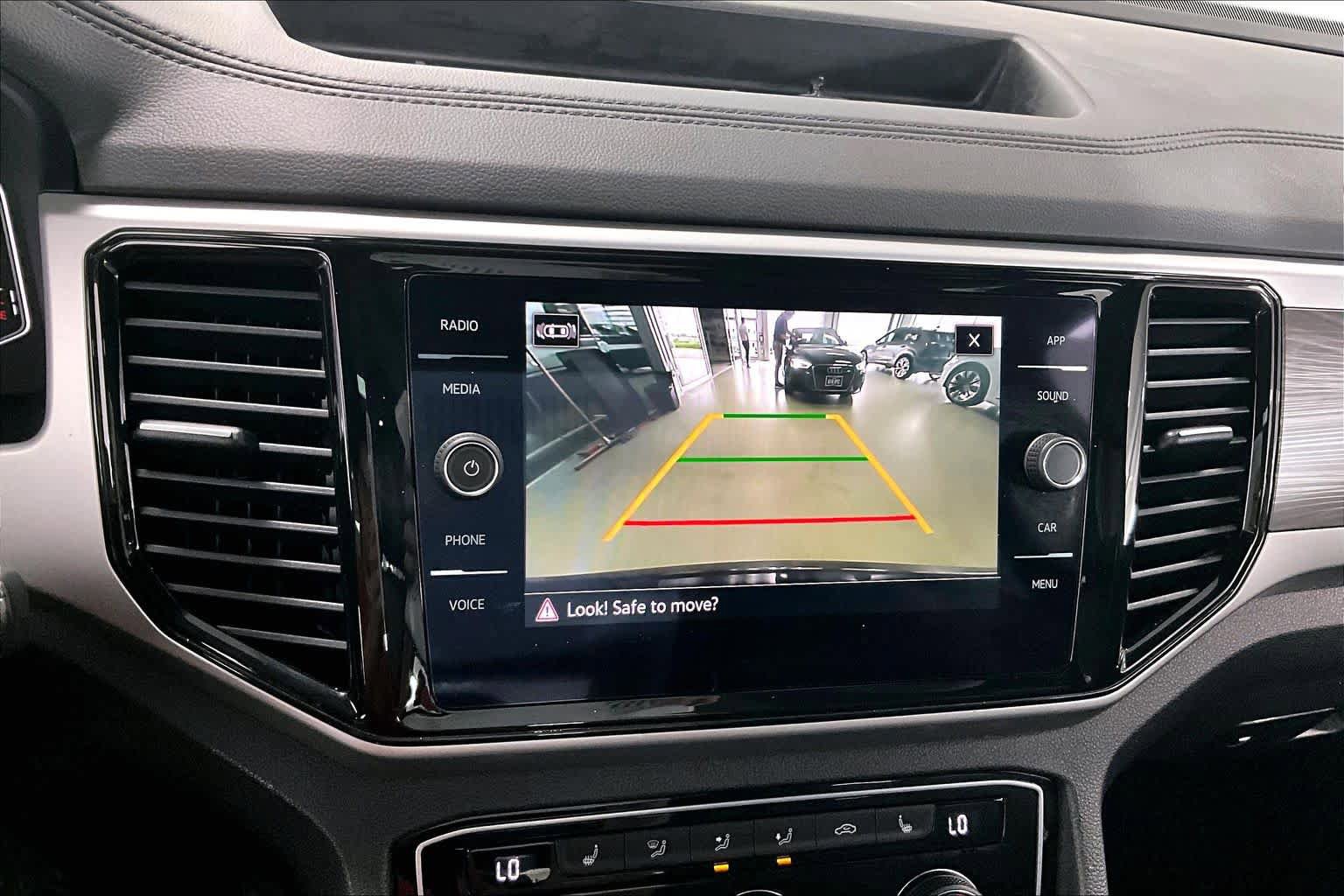 Used 2023 Volkswagen Atlas Cross Sport SE w/ Panoramic Sunroof Package AWD/4WD image 23