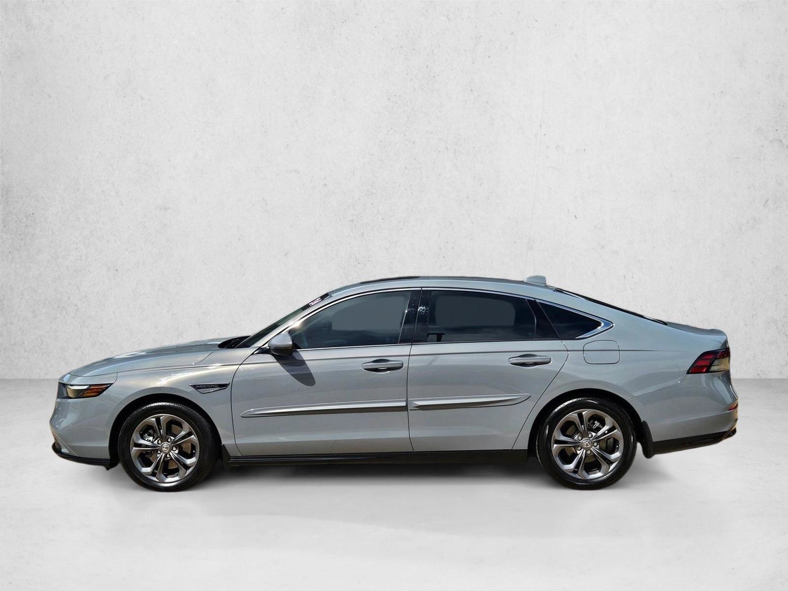 Used 2024 Honda Accord EX-L image 9