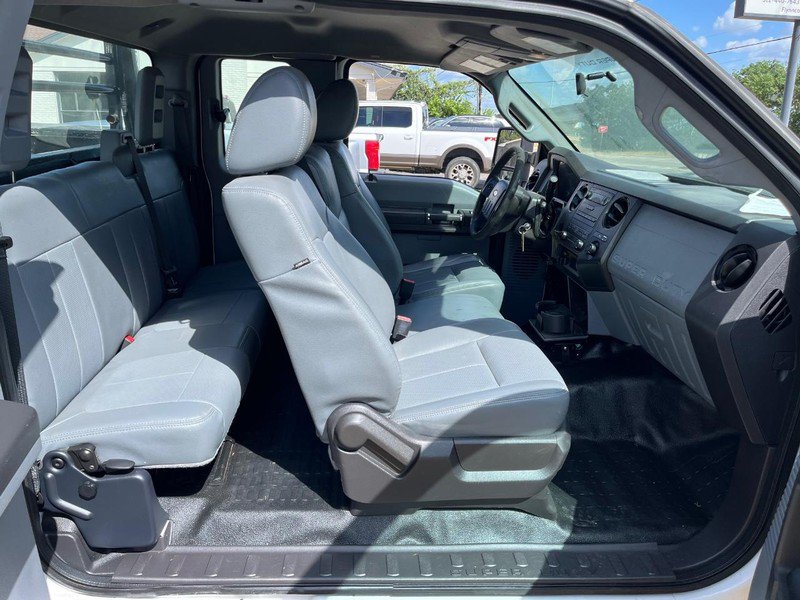 Used 2015 Ford F250 XL w/ Power Equipment Group RWD image 8