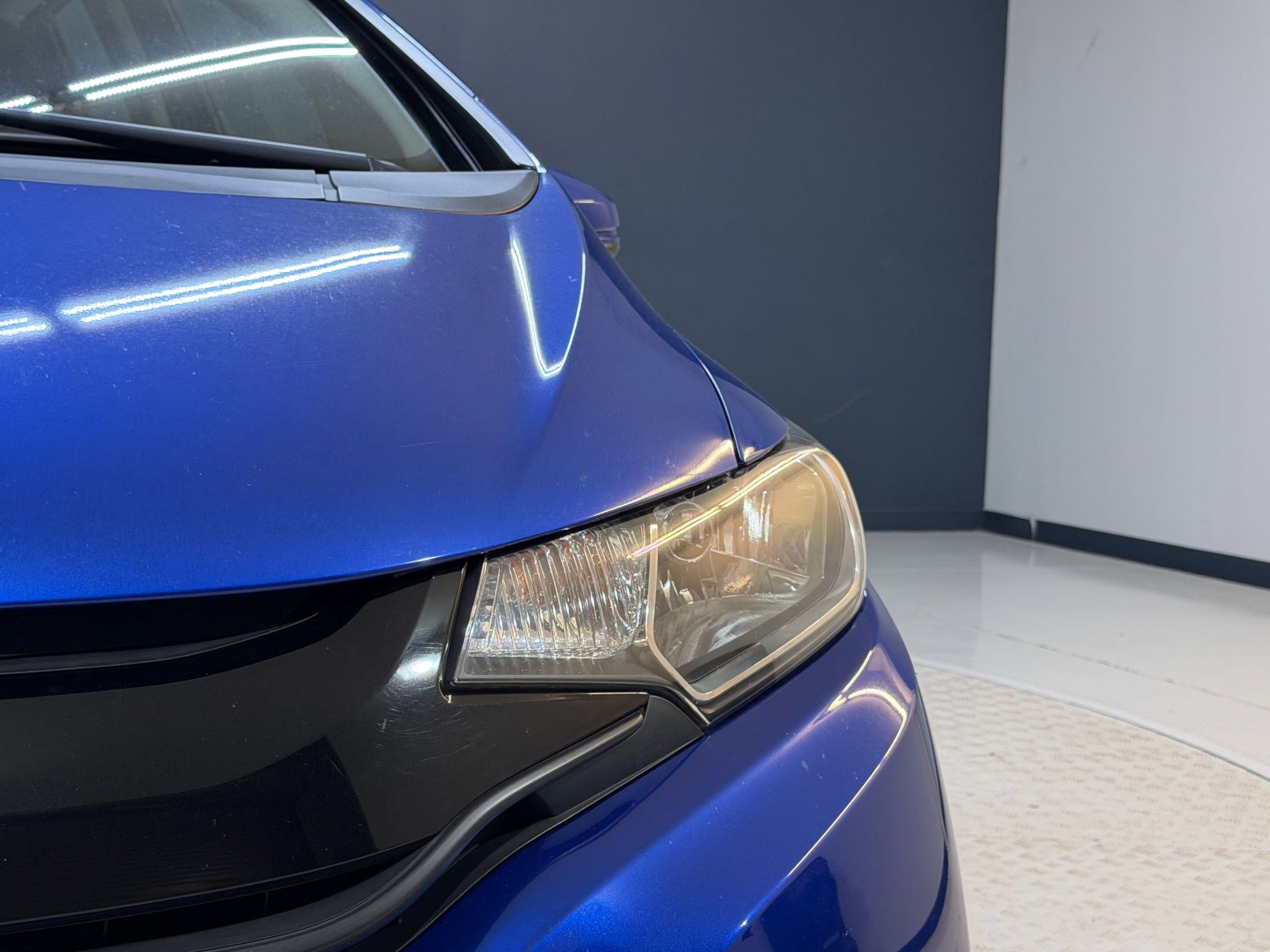 Used 2017 Honda Fit LX image 11