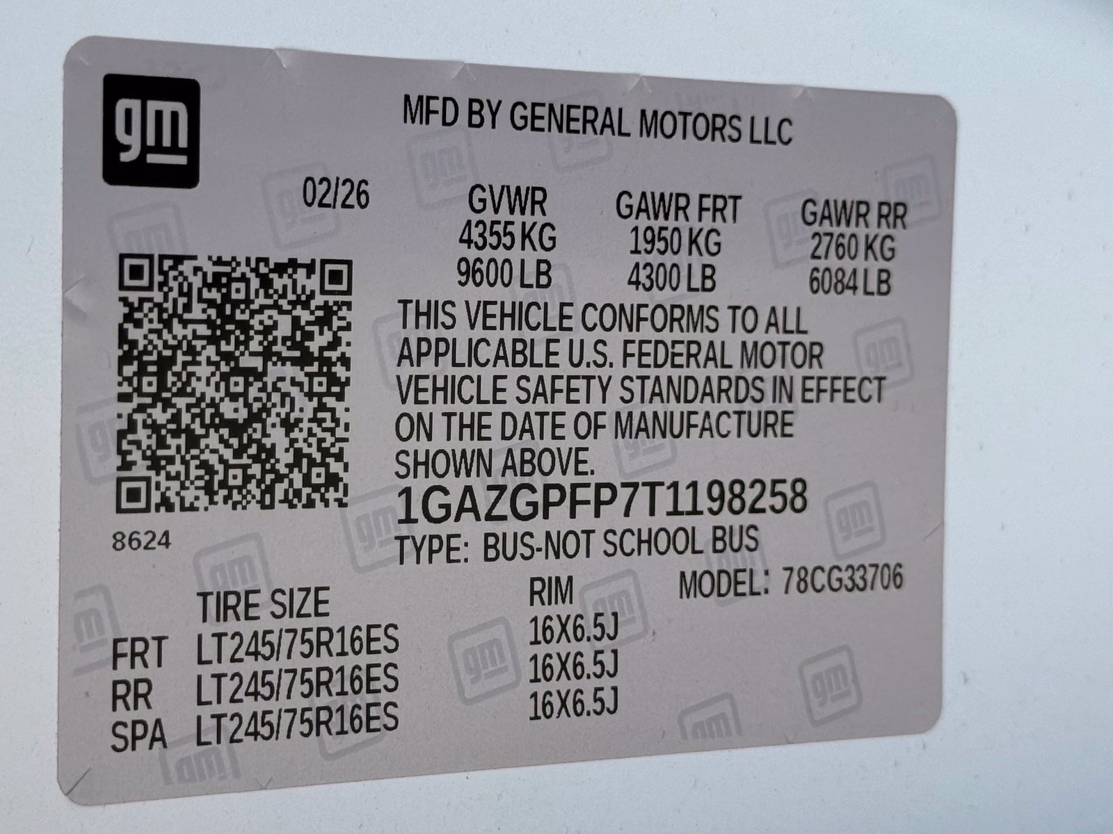 Used 2026 Chevrolet Express 3500 LT w/ LT Preferred Equipment Group RWD image 32