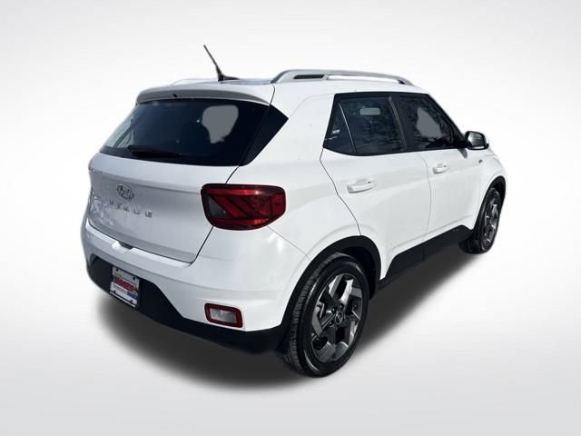Certified 2023 Hyundai Venue SEL image 5