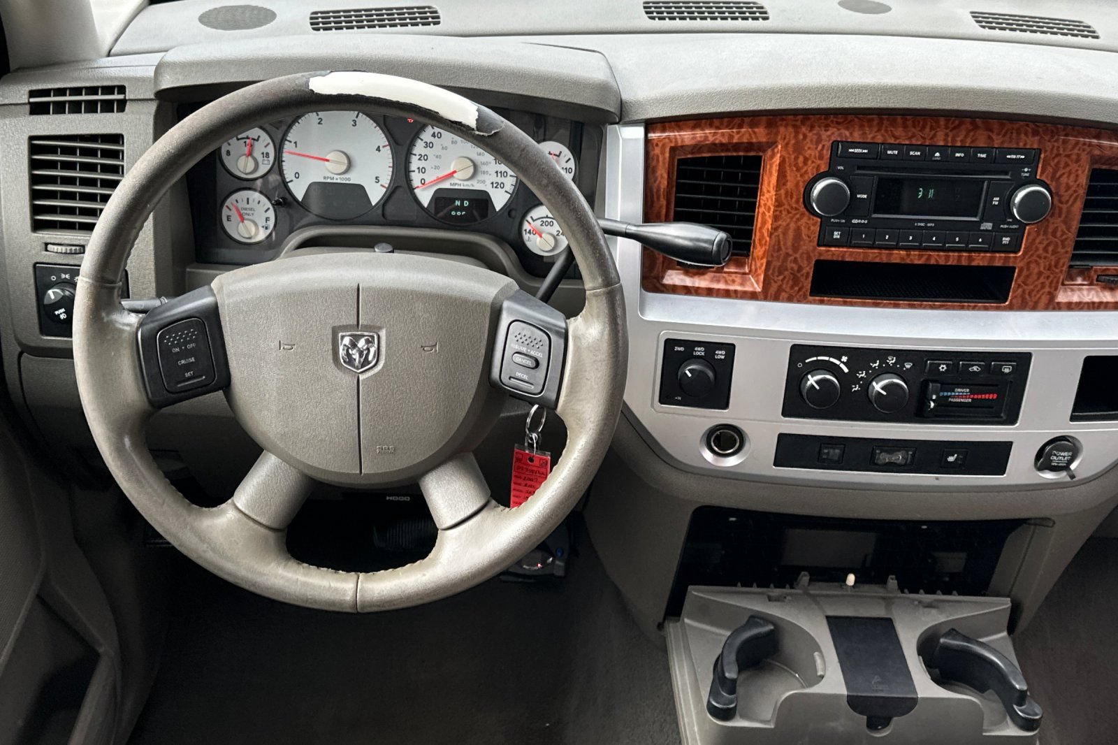Used 2007 Dodge Ram 2500 Truck Laramie AWD/4WD image 14
