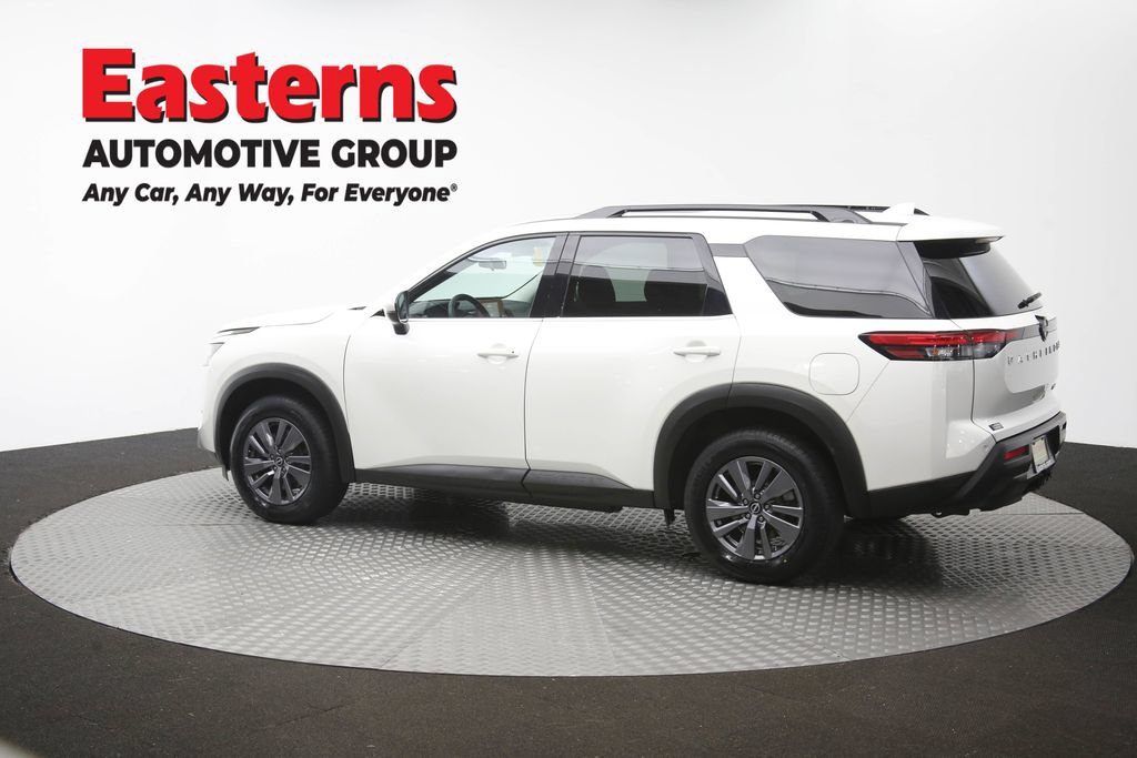 Used 2023 Nissan Pathfinder SV w/ SV Premium Package AWD/4WD image 65