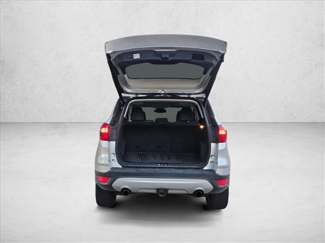 Used 2019 Ford Escape Titanium FWD image 8