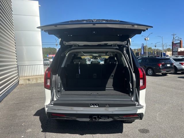 New 2025 Ford Expedition Active image 27